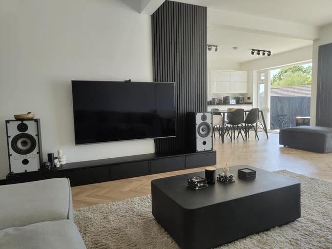 Double Bedroom - Modern and Minamilist House Main Photo