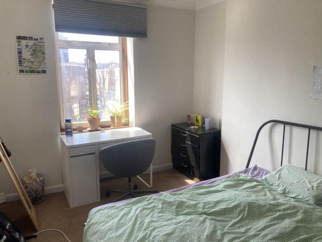Large Double Room in Kentish Town Main Photo