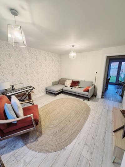 (Female only) Double with onsuite Main Photo