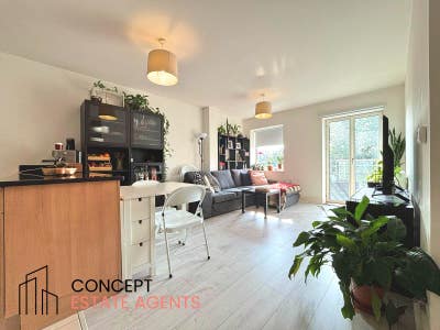 2 Bed 2 Bath flat on Holford Way, Roehampton, SW15 Main Photo