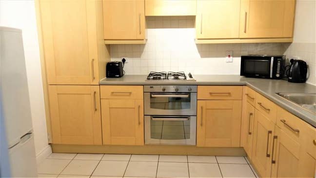 ✨ Affordable Room In Hampton - Higney Road  Main Photo