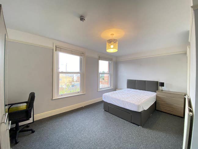  Double Room in Maidstone  Main Photo