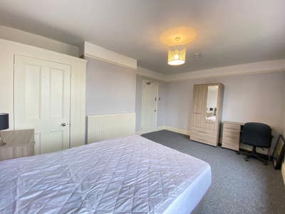 Double Room in Maidstone  Main Photo