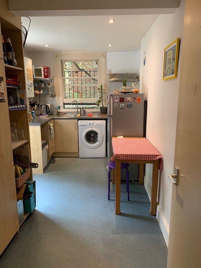 Cozy room in Notting Hill - from January Main Photo