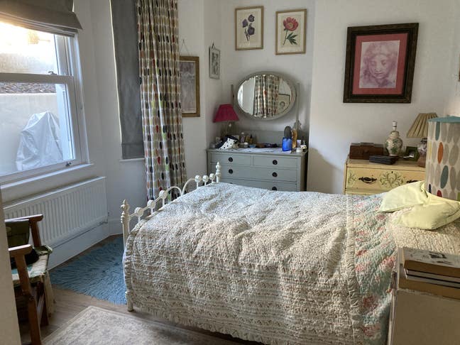 Double room in Hove garden flat  Main Photo