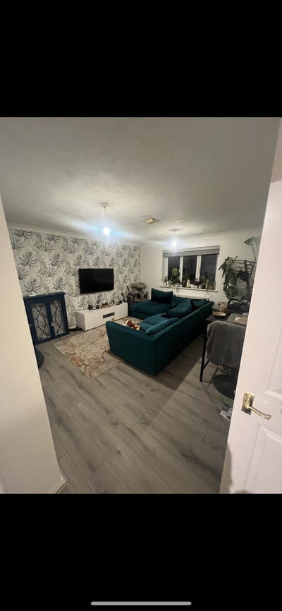 Small Double Room Main Photo