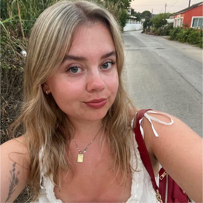 NHS professional looking for a flat share Main Photo