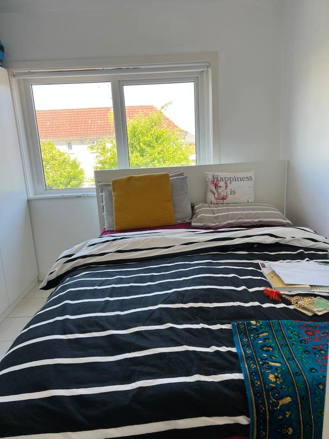 Double room to rent  Main Photo