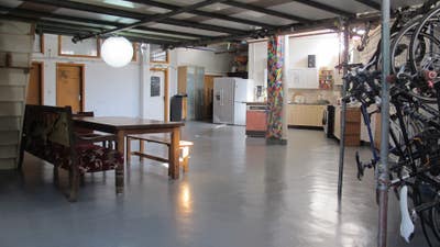 Huge Creative Live Work Warehouse  Main Photo