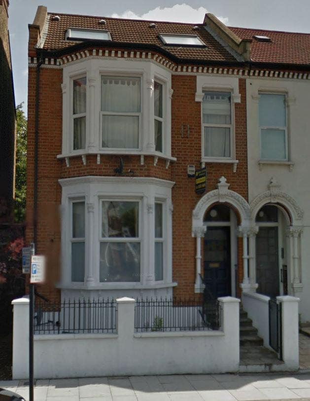 Double Room - SW17 5 Minute walk to Station Main Photo