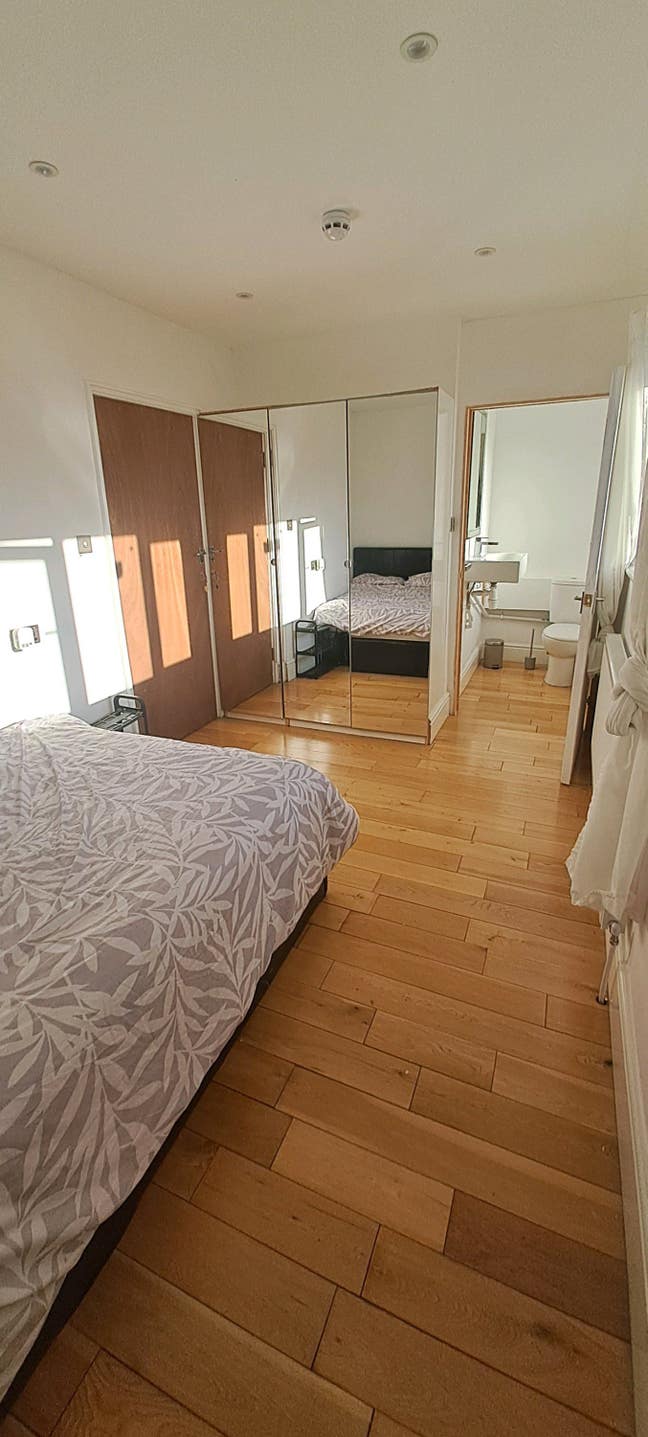 Double room with en suite Main Photo