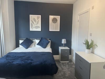 Luxury Rooms-Gillingham-Near Medway Hospital Main Photo