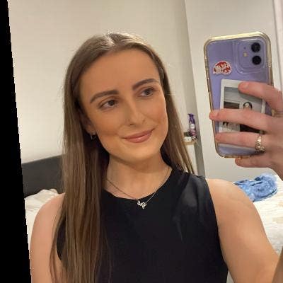25F professional looking for a double room Main Photo