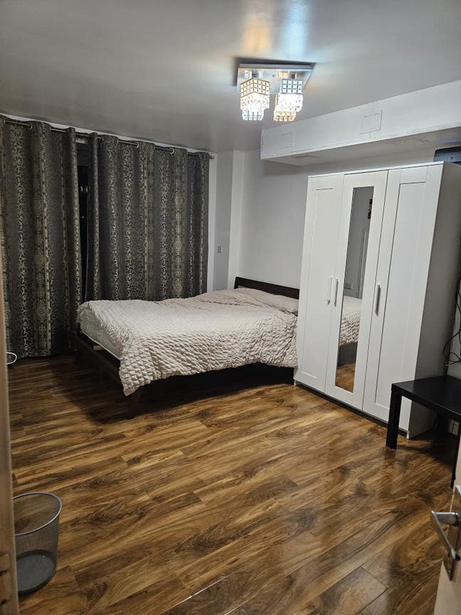 Beauty Room With Access to Balcony in Elephant  Main Photo