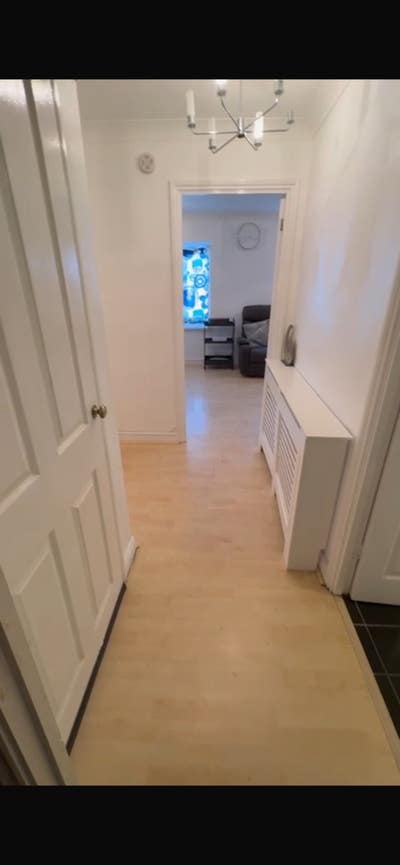 One bedroom apartment in grays Main Photo