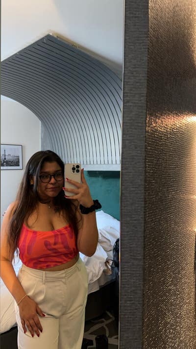 Looking for friendly house  Main Photo