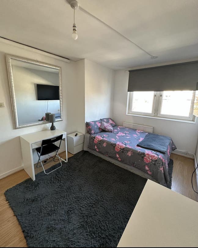 Double Room in the Center Main Photo