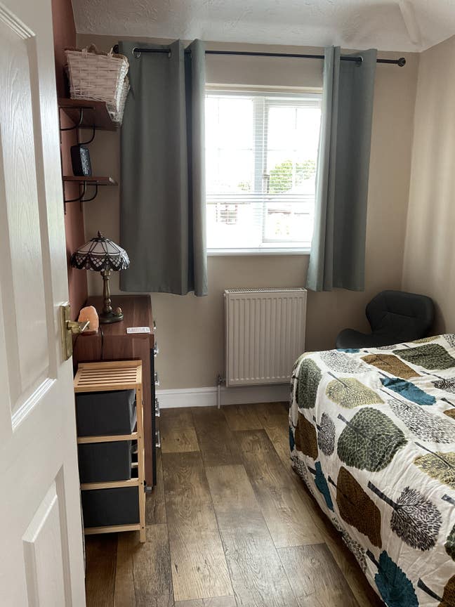 Lovely room in kennington close to city centre Main Photo
