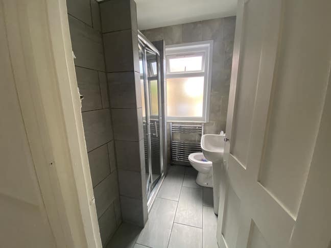 Comfortable Room in Prime WD17 – Bills included Main Photo