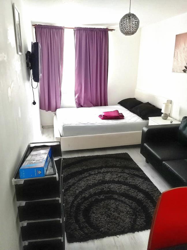 Large Double Room with Own Private Showerroom  Main Photo