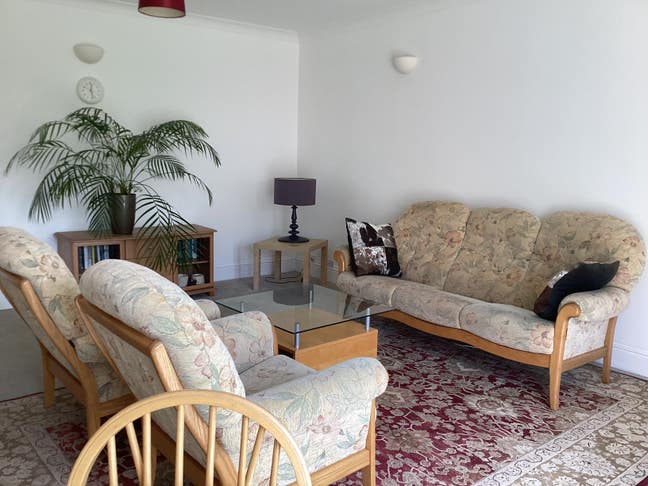  2 bedroom Flat overlooking South Park Main Photo