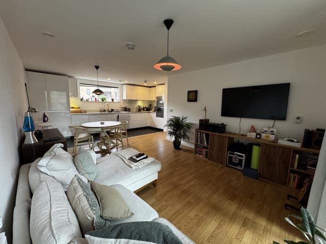  Double Room in Cosy Shared Flat - Trumpington Main Photo