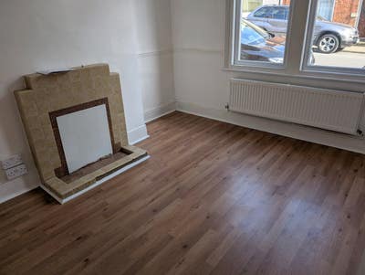 Double Room to rent Main Photo