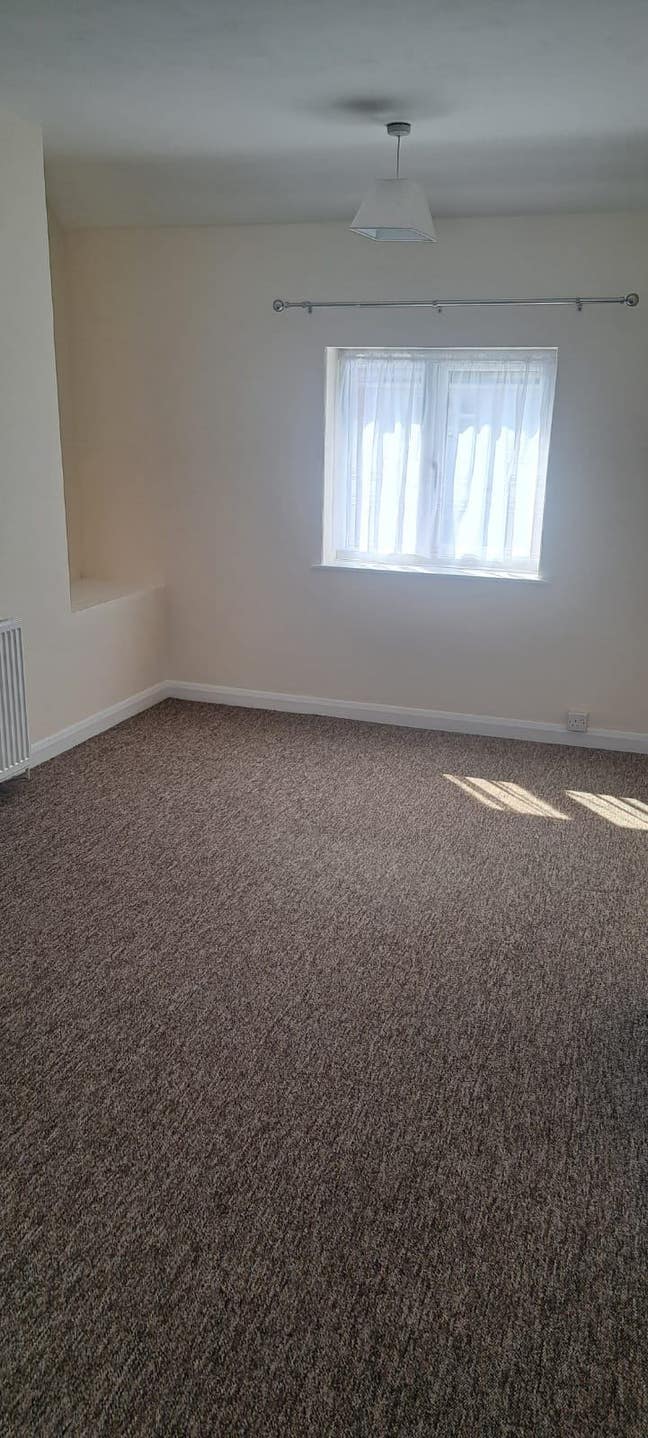 Large double room Main Photo