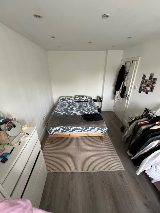 Bright ☀️ Double Single Use 🏠  Main Photo