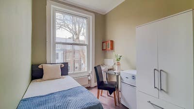 Single room available in Kensington Olympia Main Photo