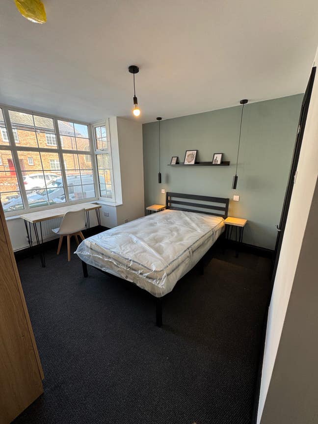 Newly renovated modern home  en-suite room with TV Main Photo