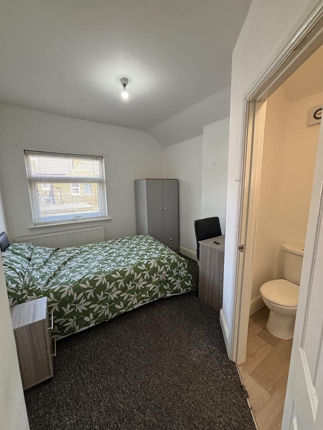 Ensuite Rooms for Students -  Albert Terrace  Main Photo