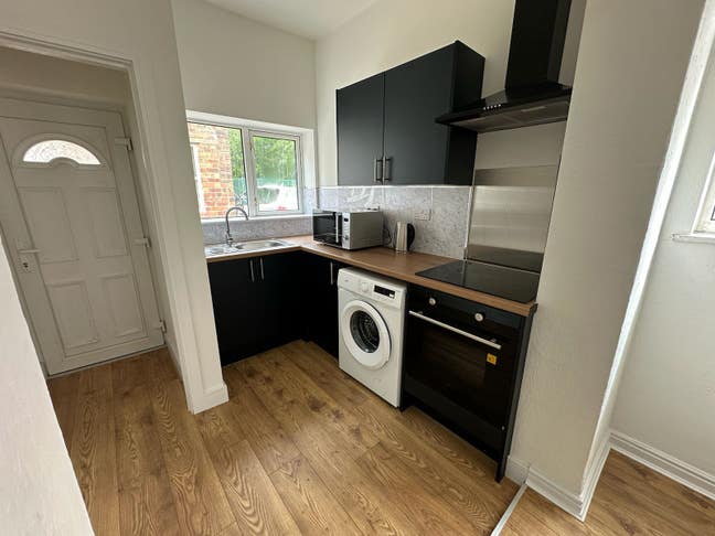 Rooms  for  Rent  in  Wombwell,  Barnsley  (S73) Main Photo