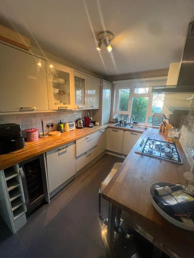 Double room in Fulham  Main Photo
