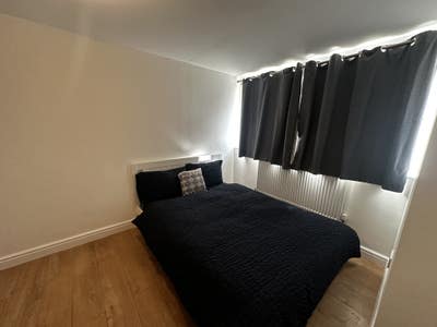 Newly Furnished Central MK Deluxe Double Rooms Main Photo