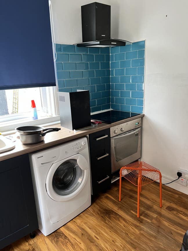 Bright Stylish Room - All Bills Included Main Photo