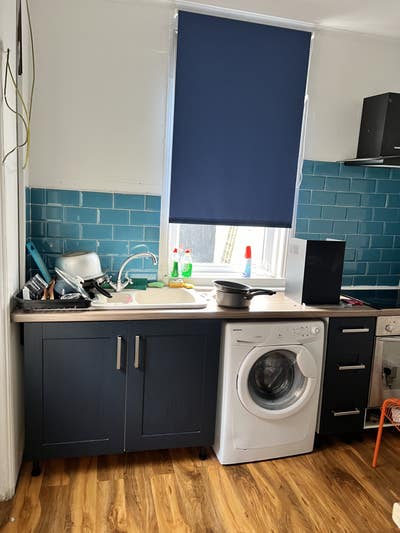 Bright Stylish Room - All Bills Included Main Photo