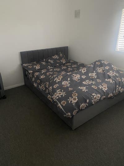 Spacious Double room for rent Main Photo
