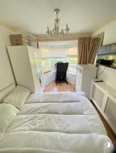  10min walk from QA.,  Nice comfy home Main Photo