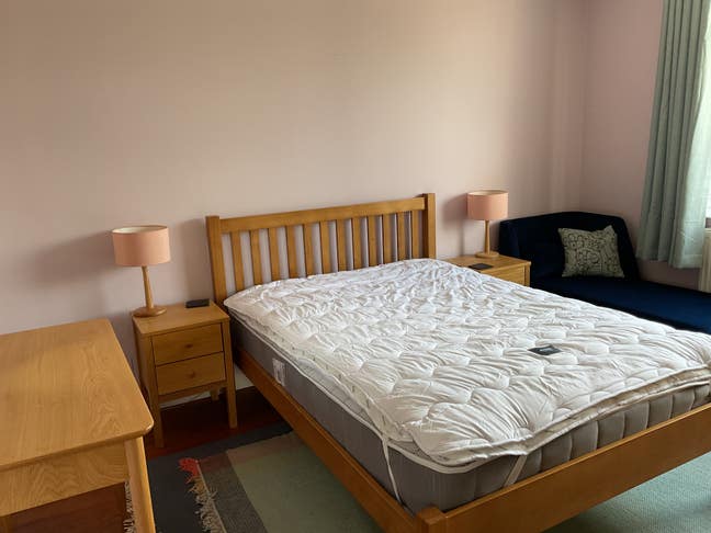 Lovely furnished double room in M20 Main Photo