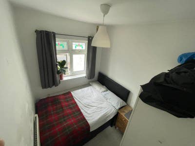 1 Room in Clapham South 🌳 Main Photo