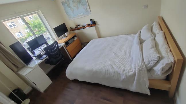 Nice and Cosy Double Room Sublet in Hackney Main Photo