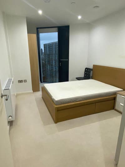 Room for rent - elephant and castle Main Photo
