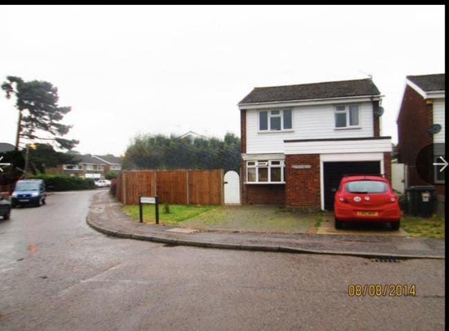 Very large twin room(or alternative new double bed Main Photo