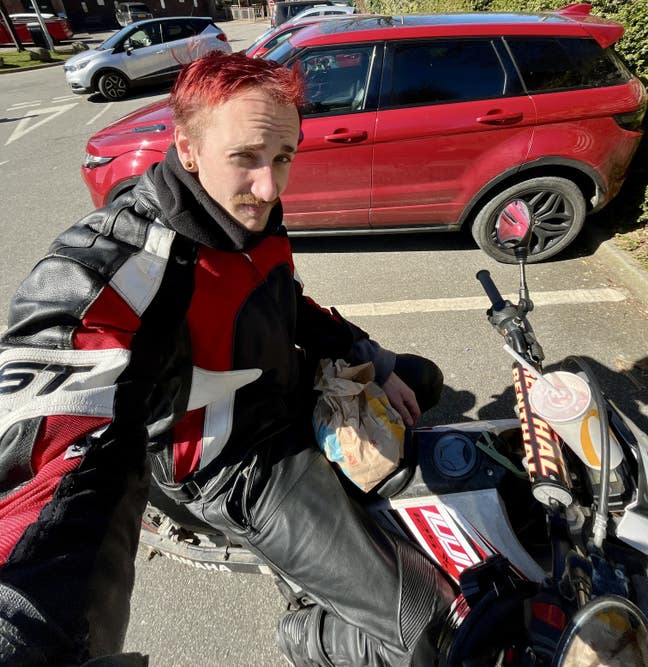 Looking for a place to call home :)  Main Photo