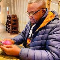 I am a professional male aged 64. I am lookin... Main Photo