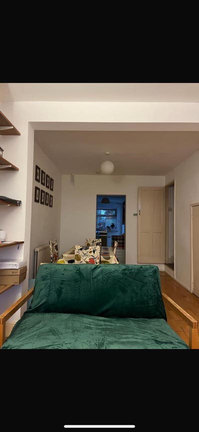 Double room in great location and bills included  Main Photo