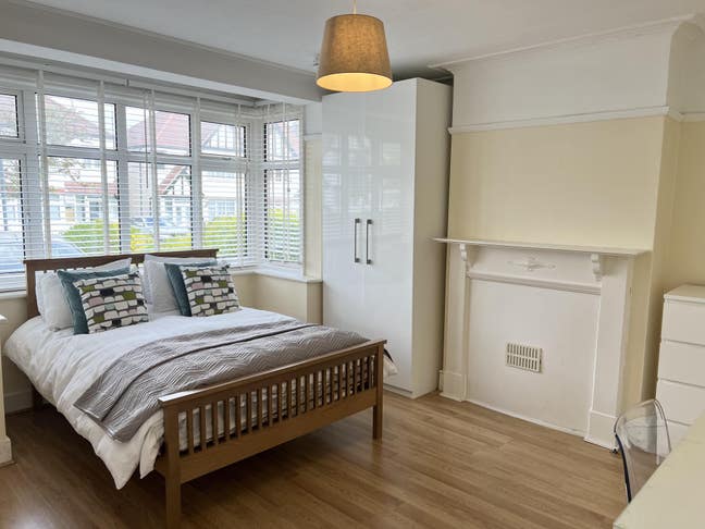 Lovely Double Rooms - Northwick Park Main Photo