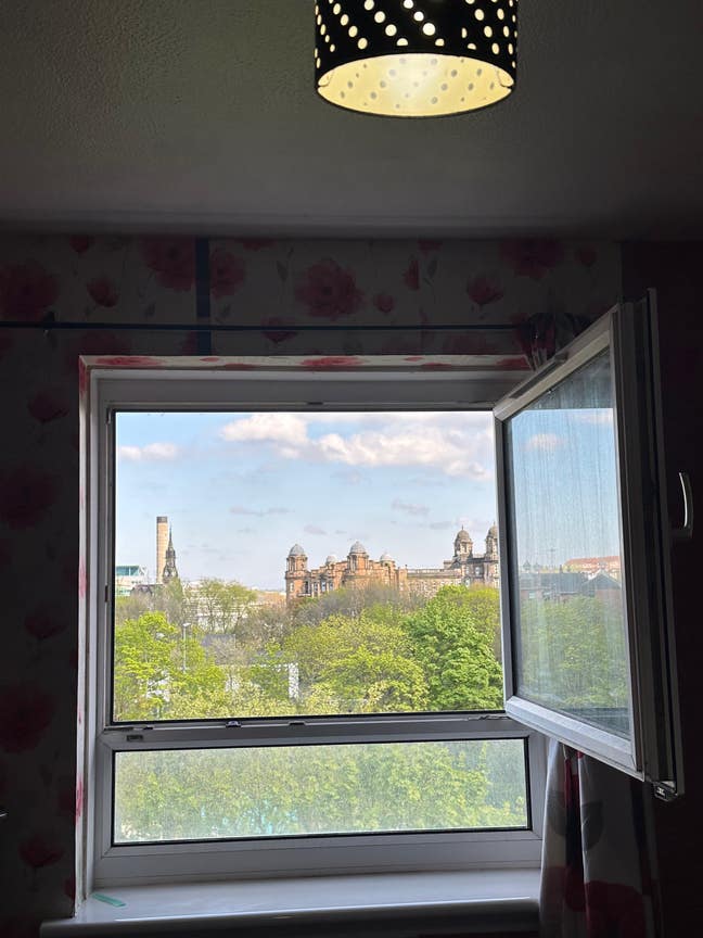 Fully furnished flat in city centre  with wifi Main Photo
