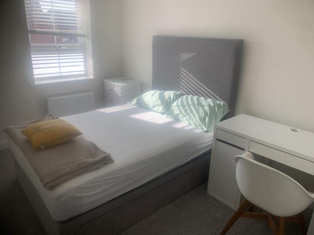 Double Room for Rent in Two Bed Coach House Main Photo